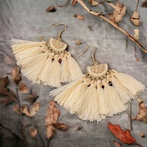Bohemian Tassel Pearl Detailing Earrings Cream